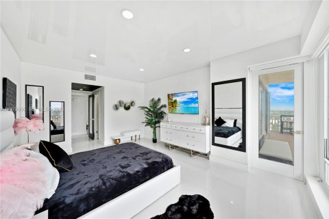 Condominio en alquiler en Fort Lauderdale, Florida, 2 dormitorios, 152.82 m2 № 2079854 - foto 22