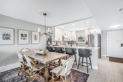 Condominio en alquiler en New Smyrna Beach, Florida, 2 dormitorios, 87.7 m2 № 1448140 - foto 7