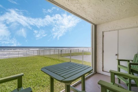 Condominio en alquiler en New Smyrna Beach, Florida, 2 dormitorios, 87.7 m2 № 1448140 - foto 1