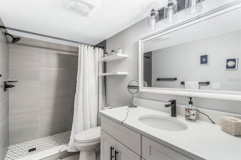 Condominio en alquiler en New Smyrna Beach, Florida, 2 dormitorios, 87.7 m2 № 1448140 - foto 13