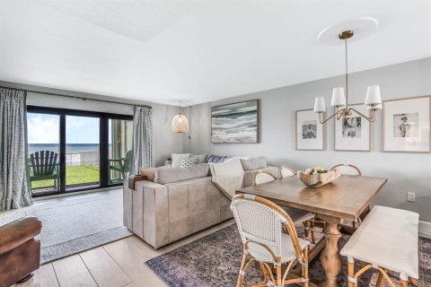 Condominio en alquiler en New Smyrna Beach, Florida, 2 dormitorios, 87.7 m2 № 1448140 - foto 8