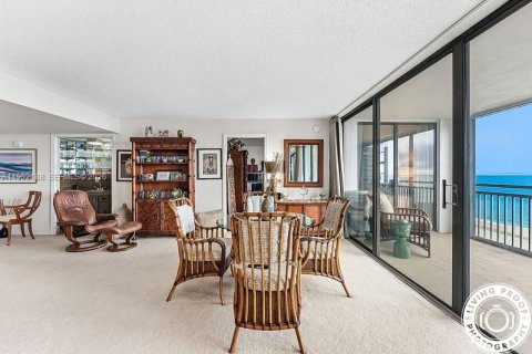 Купить кондоминиум в Джуно-Бич, Флорида 3 спальни, 169.83м2, № 2006565 - фото 6
