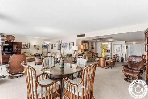 Купить кондоминиум в Джуно-Бич, Флорида 3 спальни, 169.83м2, № 2006565 - фото 9