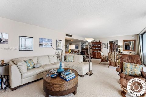 Купить кондоминиум в Джуно-Бич, Флорида 3 спальни, 169.83м2, № 2006565 - фото 8