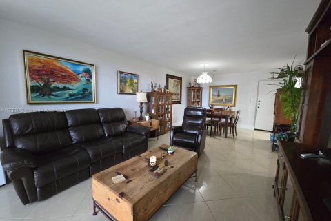 Condominio en venta en Miami, Florida, 2 dormitorios, 102.1 m2 № 1482022 - foto 5