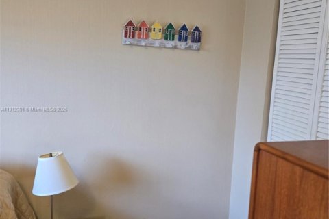 Condo in Dania Beach, Florida, 2 bedrooms  № 1760904 - photo 20