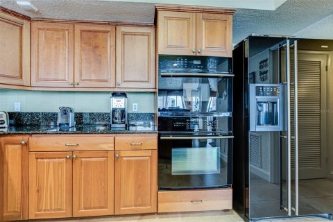 Condo in Clearwater, Florida, 3 bedrooms  № 970804 - photo 19