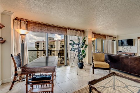 Condo in Clearwater, Florida, 3 bedrooms  № 970804 - photo 7