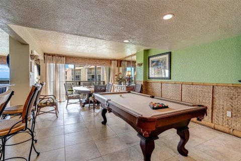 Condo in Clearwater, Florida, 3 bedrooms  № 970804 - photo 25