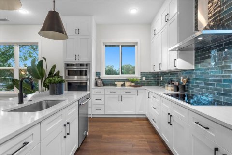 Touwnhouse à vendre à Saint Petersburg, Floride: 3 chambres, 189.43 m2 № 2097906 - photo 7