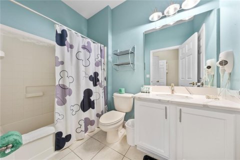 Touwnhouse à vendre à Kissimmee, Floride: 4 chambres, 151.99 m2 № 2403401 - photo 18