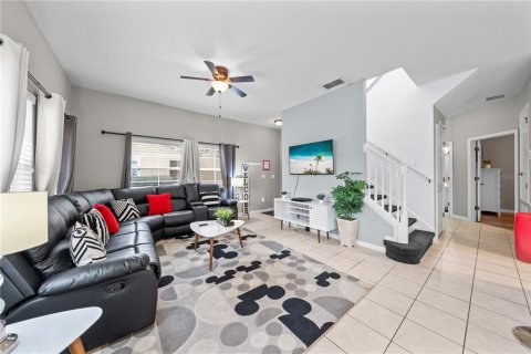 Touwnhouse à vendre à Kissimmee, Floride: 4 chambres, 151.99 m2 № 2403401 - photo 7