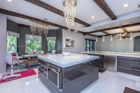 Купить виллу или дом в Катлер-Бей, Флорида 6 спален, 438.22м2, № 1865064 - фото 8