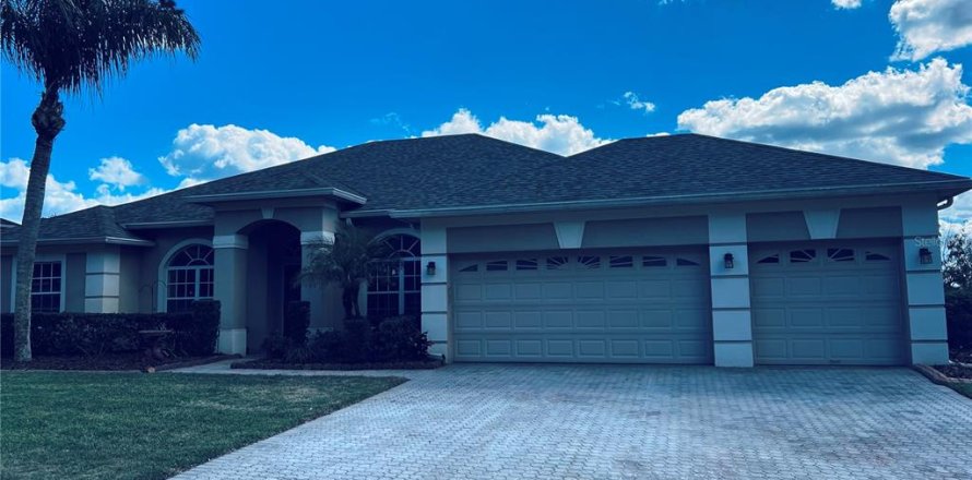 Villa ou maison à Ocoee, Floride 4 chambres, 228.26 m2 № 2432646