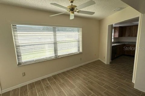 Copropriété à louer à Sun City Center, Floride: 2 chambres, 111.76 m2 № 2418489 - photo 12