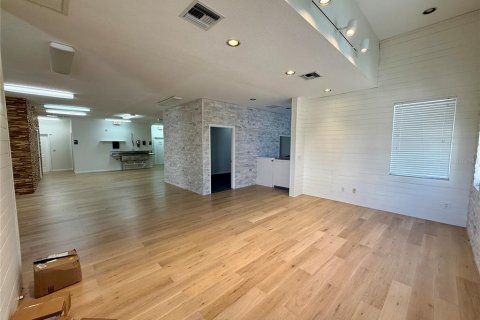 Immobilier commercial à vendre à Bradenton, Floride: 174.19 m2 № 1819643 - photo 4