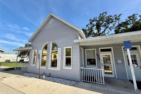Immobilier commercial à vendre à Bradenton, Floride: 174.19 m2 № 1819643 - photo 2