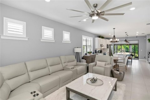 House in North Port, Florida 3 bedrooms, 146.23 sq.m. № 2102669 - photo 13