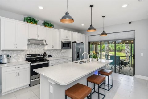 House in North Port, Florida 3 bedrooms, 146.23 sq.m. № 2102669 - photo 18