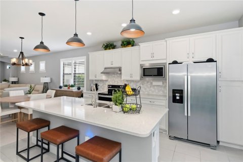 House in North Port, Florida 3 bedrooms, 146.23 sq.m. № 2102669 - photo 16