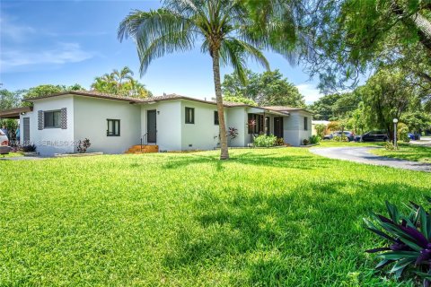 Купить виллу или дом в Холливуд, Флорида 3 спальни, 199.37м2, № 1986771 - фото 7