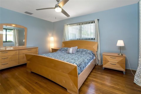 Купить виллу или дом в Холливуд, Флорида 3 спальни, 199.37м2, № 1986771 - фото 23