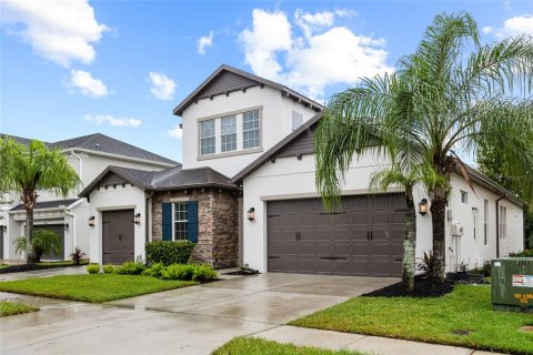 Villa ou maison à louer à Wesley Chapel, Floride: 4 chambres, 304.16 m2 № 2424235 - photo 4