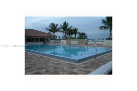 Купить кондоминиум в Авентура, Флорида 3 спальни, 139.35м2, № 2043517 - фото 8