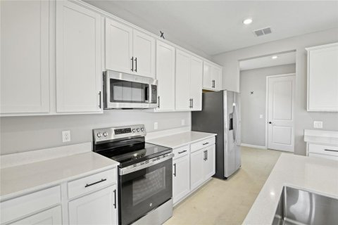 Купить виллу или дом в Уматилла, Флорида 11 комнат, 281.49м2, № 1264447 - фото 4