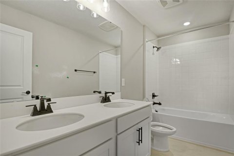 Купить виллу или дом в Уматилла, Флорида 11 комнат, 281.49м2, № 1264447 - фото 15
