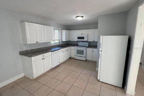 Villa ou maison à louer à Fort Meade, Floride: 3 chambres, 107.02 m2 № 2383416 - photo 5