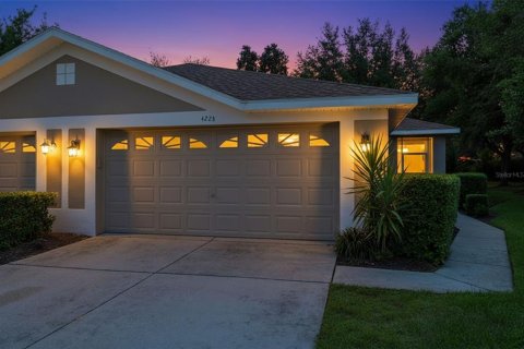 Casa en venta en Spring Hill, Florida, 2 dormitorios, 130.99 m2 № 2312661 - foto 2