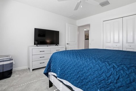House in The Villages, Florida 3 bedrooms, 179.02 sq.m. № 2236081 - photo 5