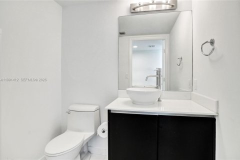 Купить кондоминиум в Майами, Флорида 2 спальни, 127.09м2, № 2089940 - фото 14