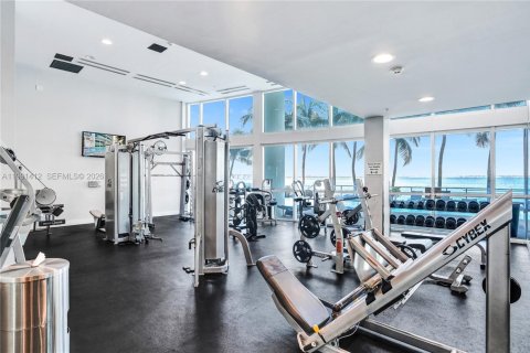 Купить кондоминиум в Майами, Флорида 2 спальни, 127.09м2, № 2089940 - фото 16