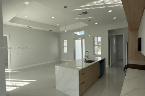 Купить виллу или дом в Лихай-Эйкерс, Флорида 3 спальни, 162.11м2, № 2046409 - фото 6