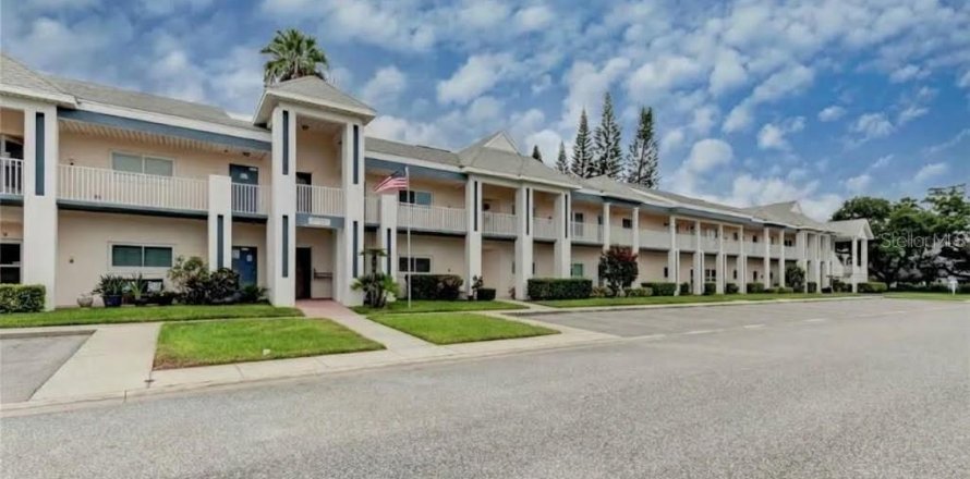 Condo à Clearwater, Floride, 2 chambres  № 2405185