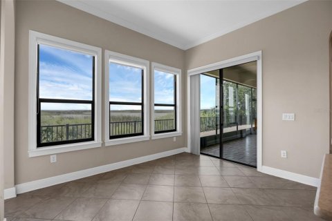 House in Winter Garden, Florida 4 bedrooms, 382.85 sq.m. № 1785585 - photo 24