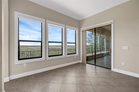 House in Winter Garden, Florida 4 bedrooms, 382.85 sq.m. № 1785585 - photo 23