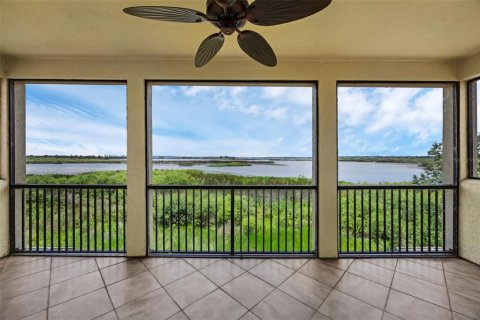 House in Winter Garden, Florida 4 bedrooms, 382.85 sq.m. № 1785585 - photo 28