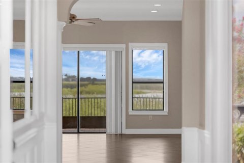 House in Winter Garden, Florida 4 bedrooms, 382.85 sq.m. № 1785585 - photo 27