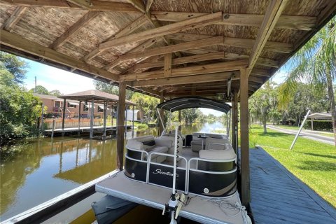 House in Haines City, Florida 3 bedrooms, 130.06 sq.m. № 1885385 - photo 4