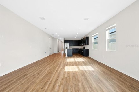 Casa en venta en Haines City, Florida, 4 dormitorios, 210.33 m2 № 1915216 - foto 14