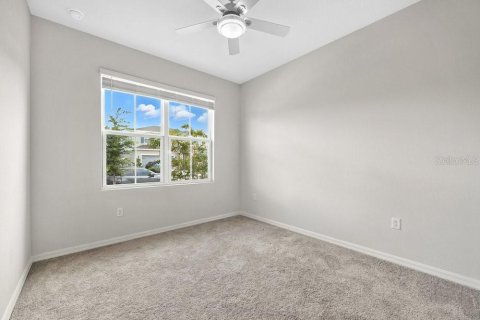 Casa en venta en Haines City, Florida, 4 dormitorios, 210.33 m2 № 1915216 - foto 29