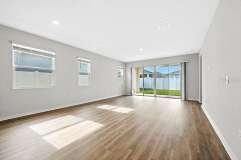 Casa en venta en Haines City, Florida, 4 dormitorios, 210.33 m2 № 1915216 - foto 15