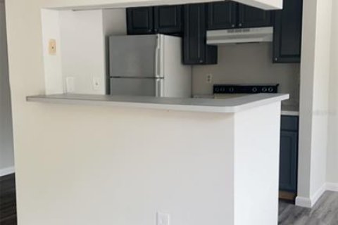 Condo in Tampa, Florida, 1 bedroom  № 1832965 - photo 10
