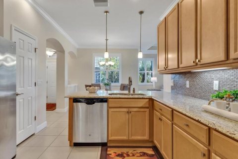 House in Sun City Center, Florida 2 bedrooms, 138.7 sq.m. № 1736485 - photo 9