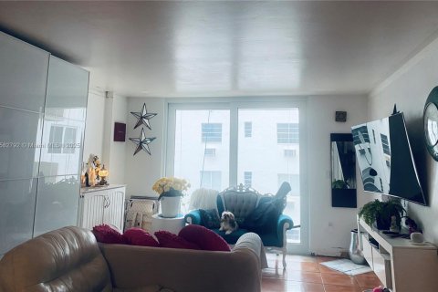 Купить кондоминиум в Майами-Бич, Флорида 1 спальня, 60.94м2, № 2012785 - фото 16