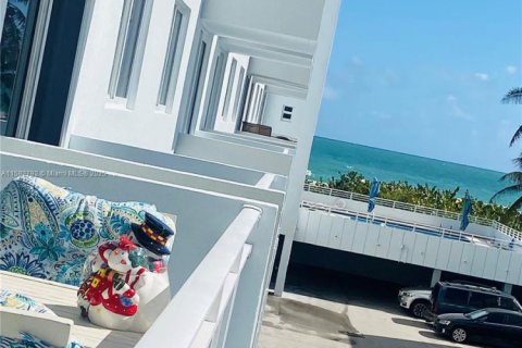 Купить кондоминиум в Майами-Бич, Флорида 1 спальня, 60.94м2, № 2012785 - фото 10