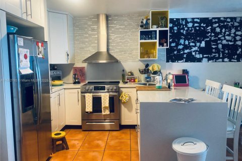 Купить кондоминиум в Майами-Бич, Флорида 1 спальня, 60.94м2, № 2012785 - фото 13